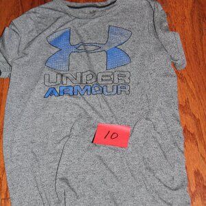 Boys Under Armour Grey Short Sleeve Shirt Large